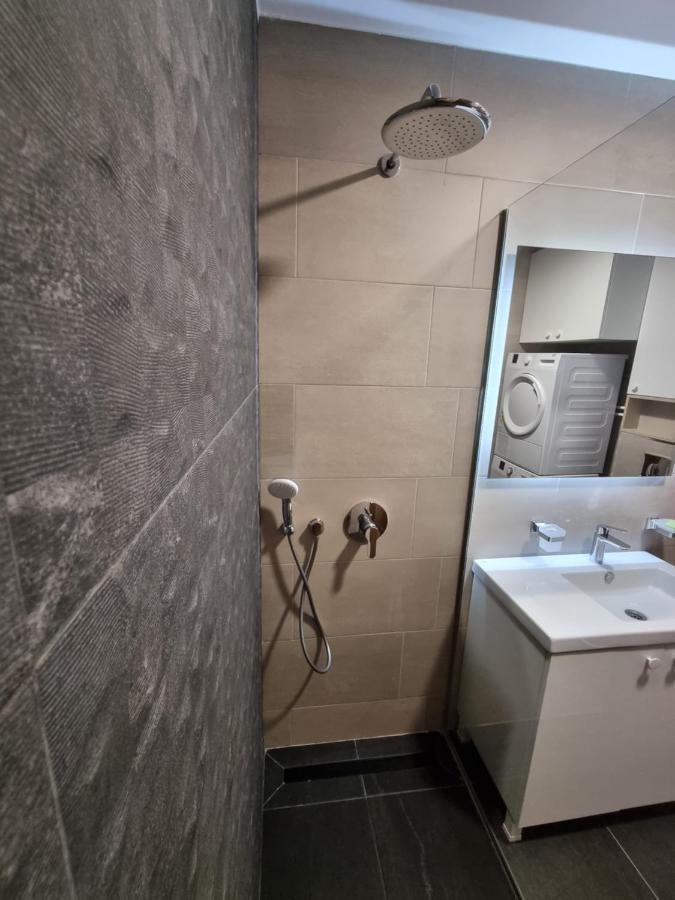 Fantastic New Centre Apartment Ποντγορίτσα Εξωτερικό φωτογραφία